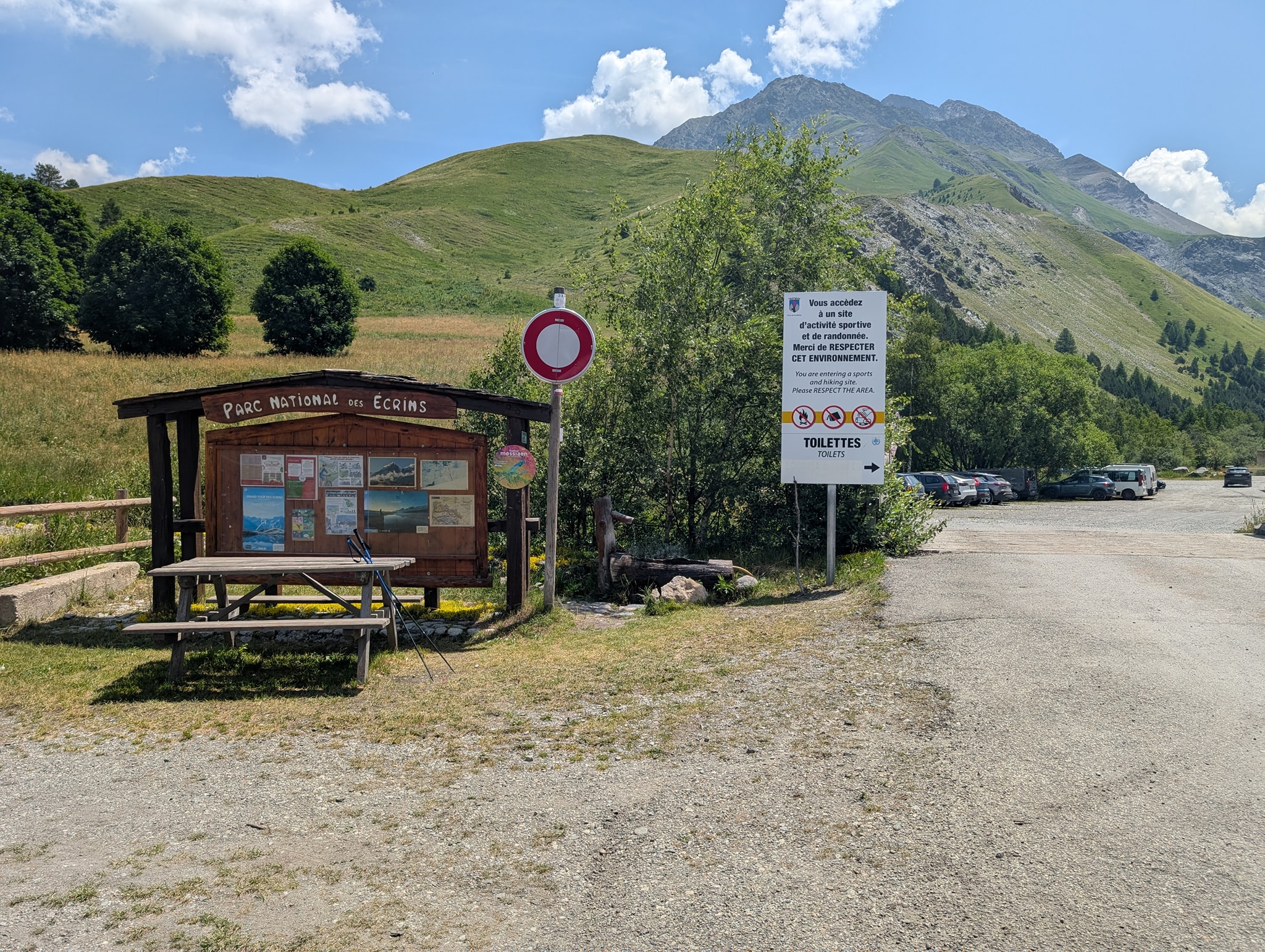 Inngang til nasjonalparken i Ecrins. Var mange regler som gjaldt her.

