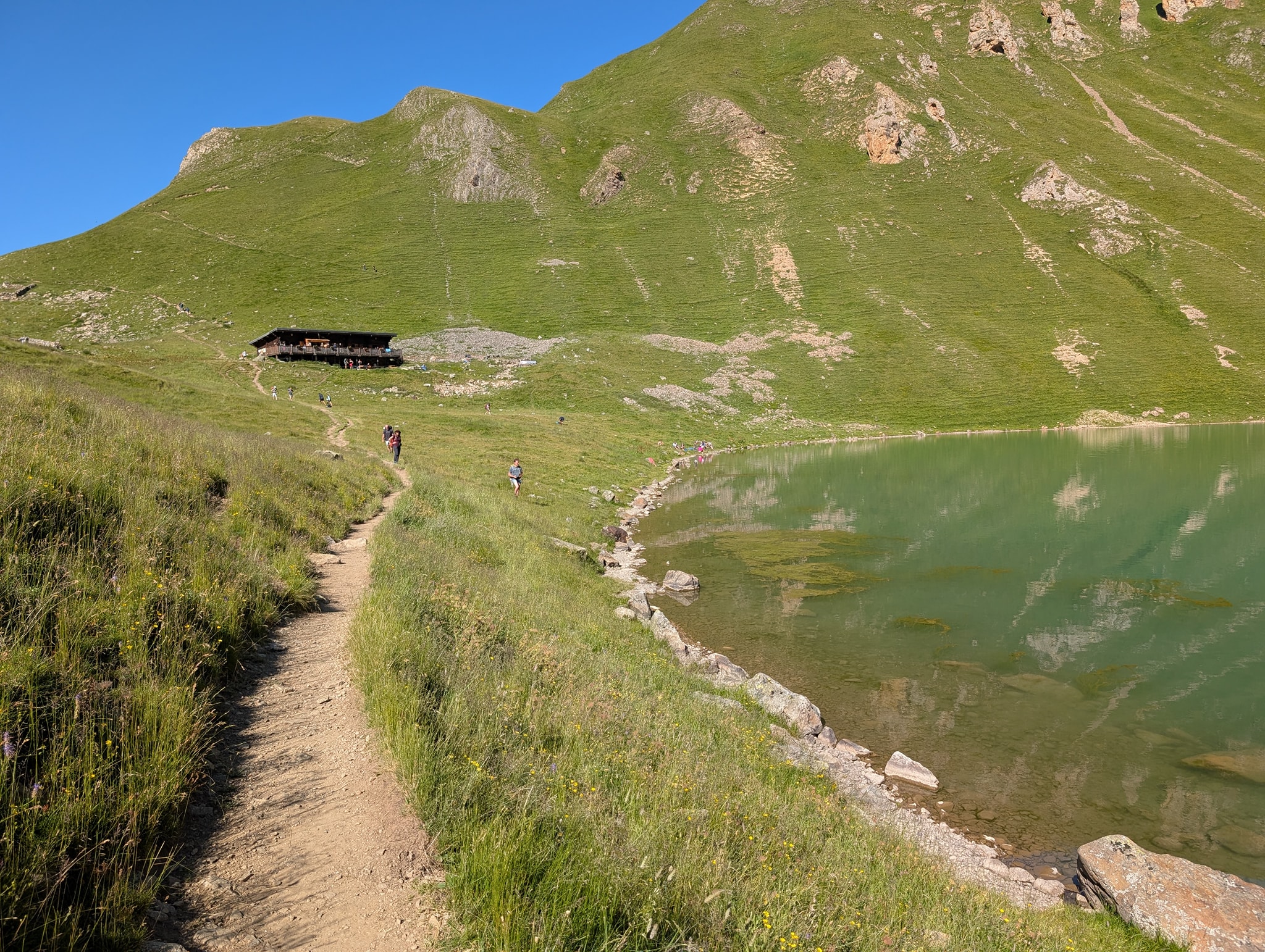 På vei til Refuge de la Muzelle for å handle brus
