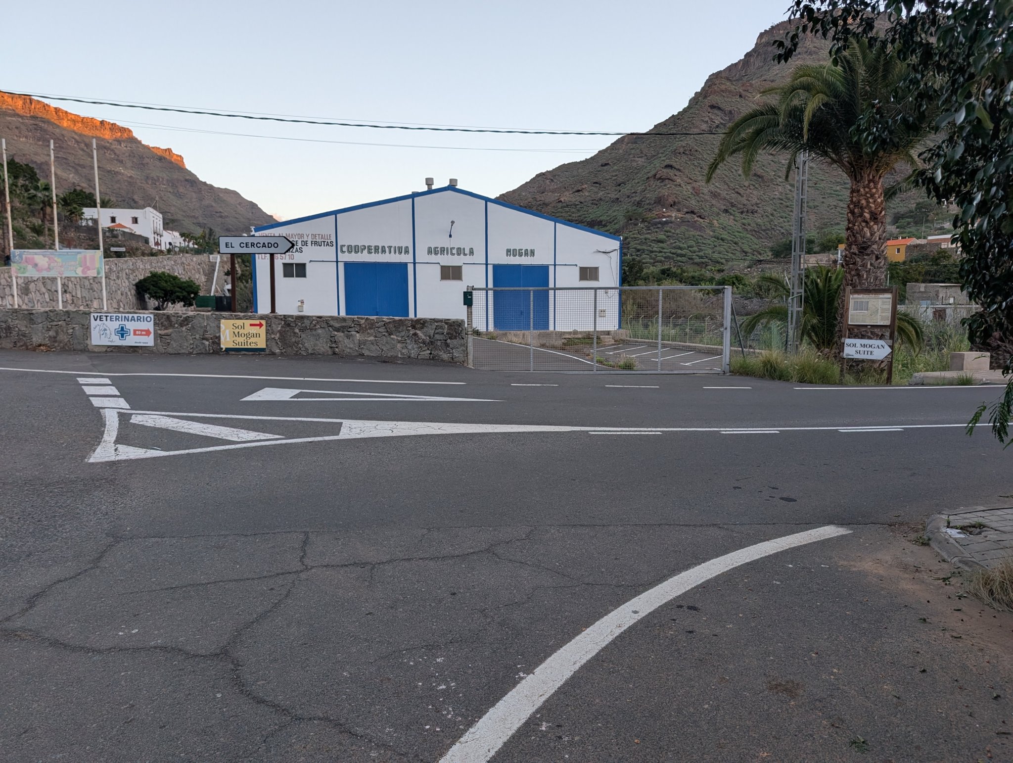 Start fra Cooperativa. Taxi fra Aqua de la Pera ( Nydalen) i  Puerto Rico kostet ca 20€.